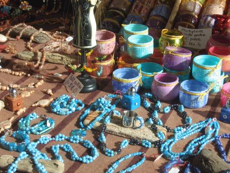 les bijoux et la peinture