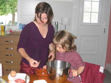 J'aide maman � faire 